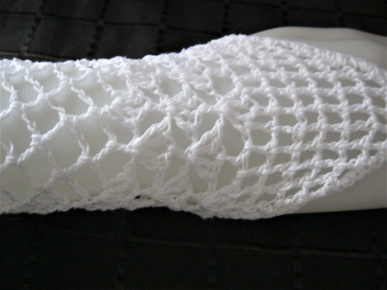 NEU Stulpen Handmade Handschuhe Mittelfinger-Schlaufe 100% Baumwolle Weiß