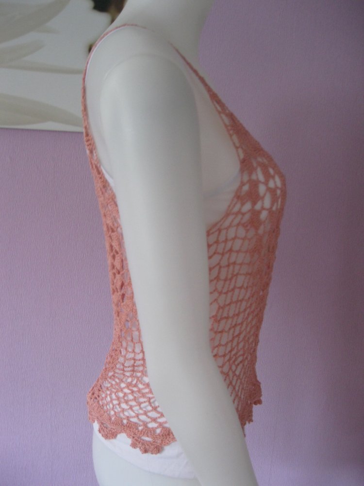 Spaghetti-Top gehäkelt NEU handmade lachsfarben 100% Baumwolle M