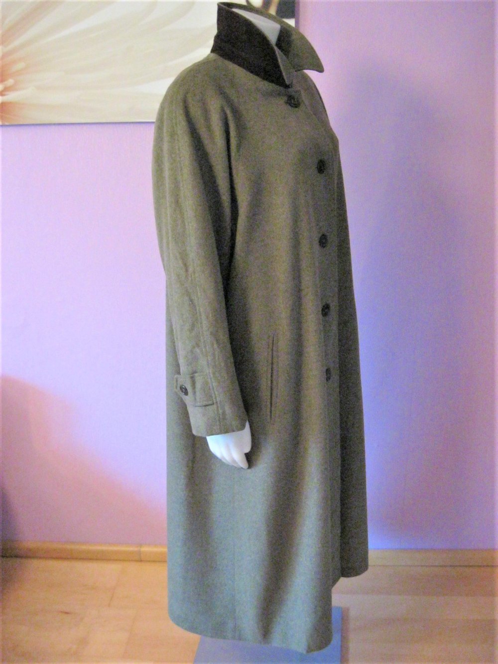 Mantel # 100% Schurwolle # Franz Haushofer # Antonette # Moosgrün # 40