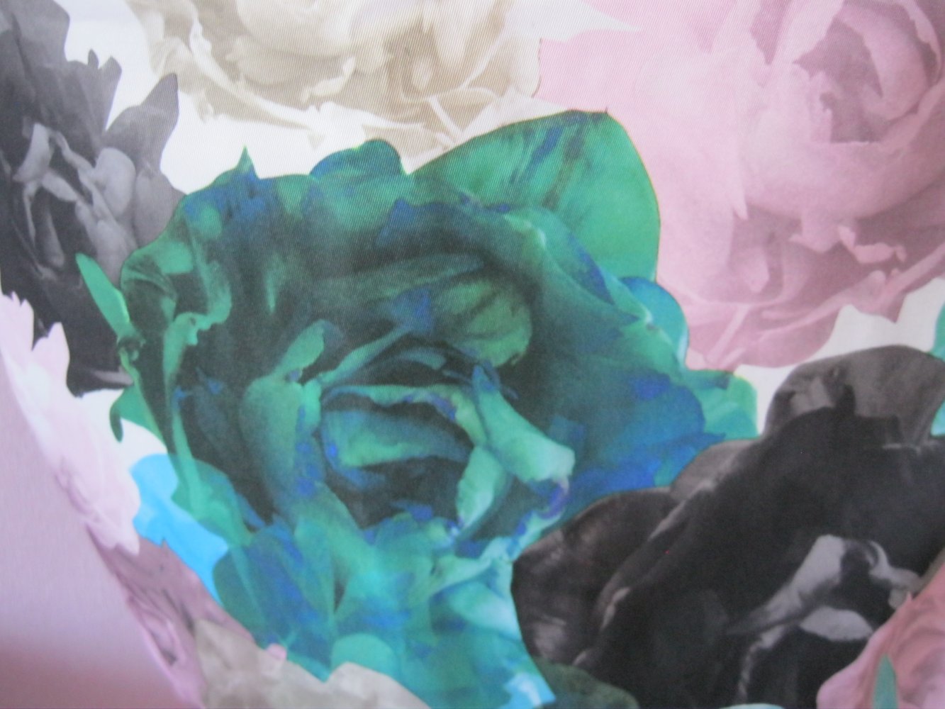 Mini-Rock # H&M # florales Muster # weiß/bunt # 40/42