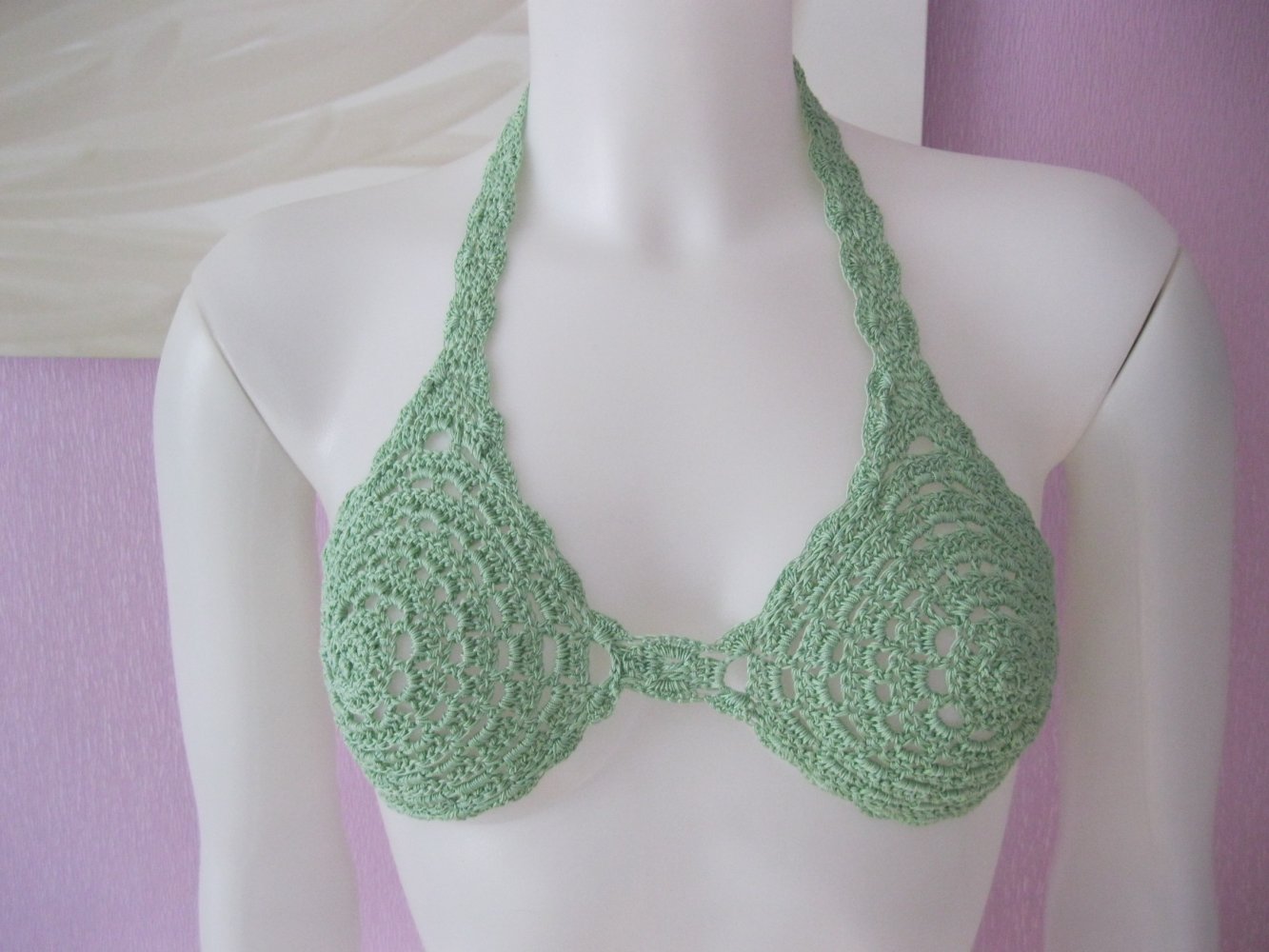 NEU BH-Top / Bikini-Oberteil Handmade Retro-Design Lindgrün A-Cup/B-Cup