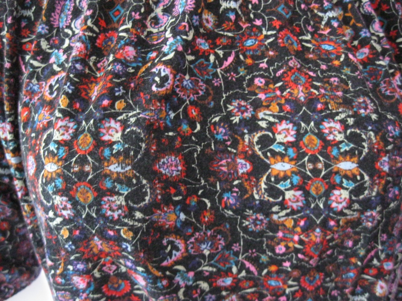 Langarm-Shirt # FB Sister # Crop-Shirt # Bluem-Print # Bunt # S