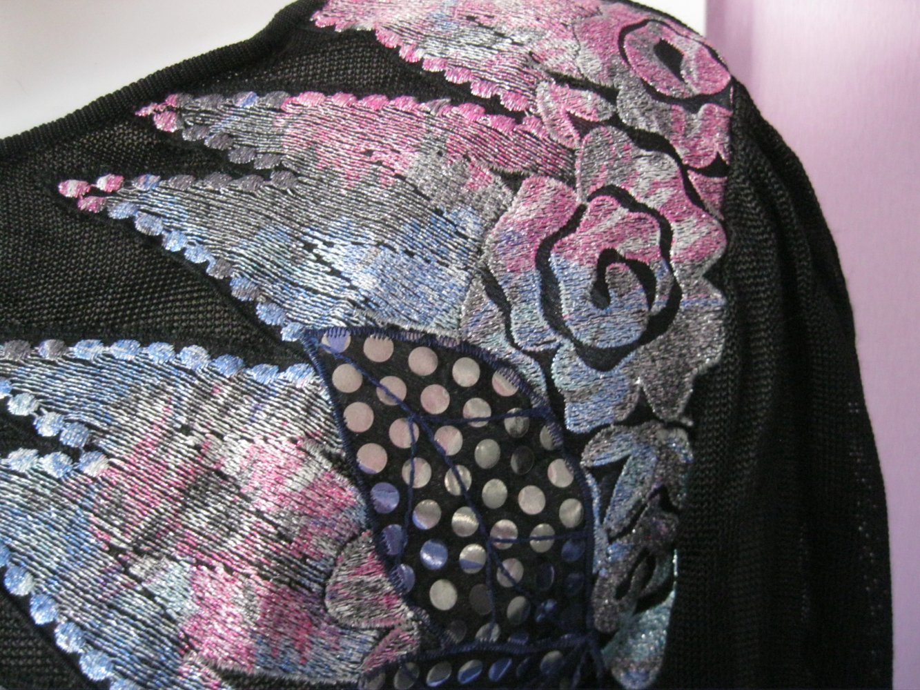 Hauser Wodell Vintage 60er-Jahre Feinstrickpulli Stickerei Schwarz/Bunt 42