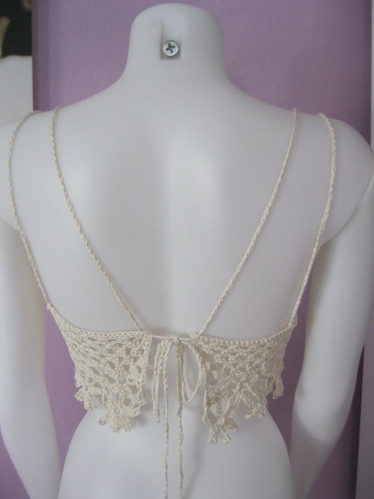 NEU gehäkeltes Top Handmade Blumenrand 100% Baumwolle Cup A/B Beige S-M