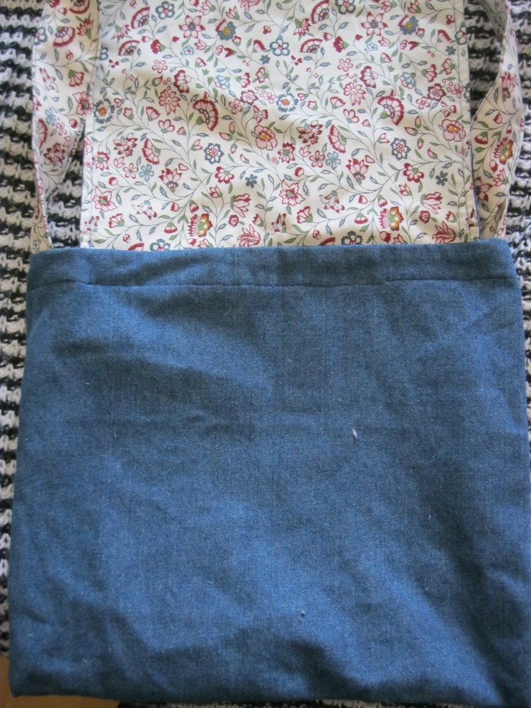 Neu # Umhängetasche # handmade # Jeans # florales Muster