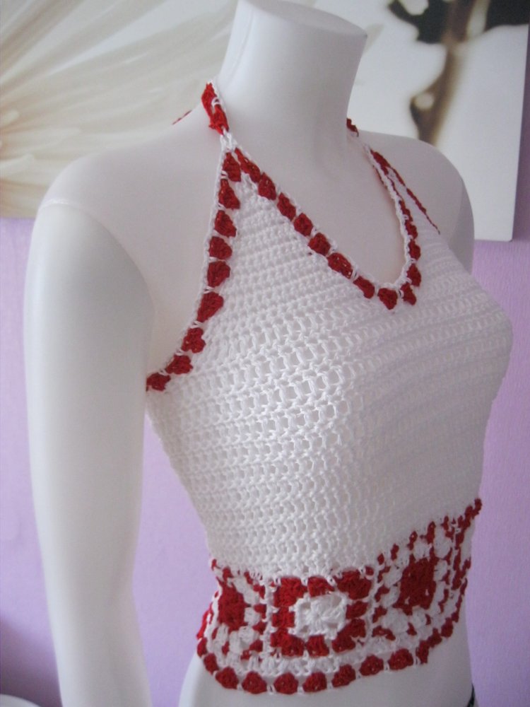 NEU Neckholder-Top Vintage Design Handmade gehäkelt Baumwolle Weiß / Rot S-M