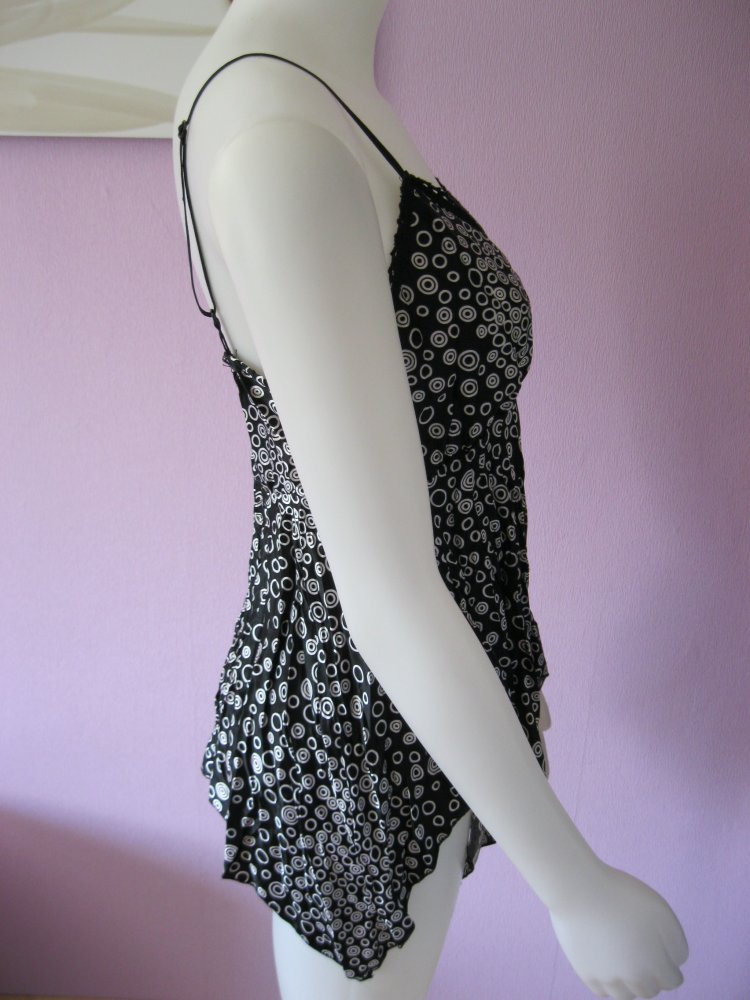 Sommertop # Satin # schwarz/weiß # Miss Swan # S
