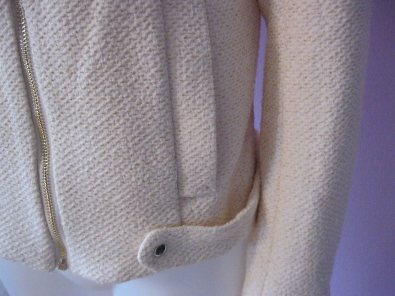 NEU # Jacke # gewebt # H&M # creme # 36
