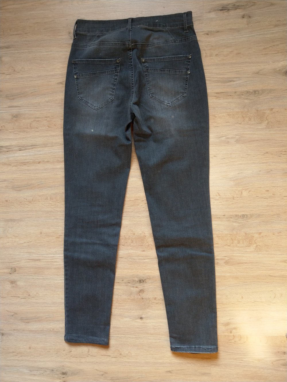 Hose Jeans grau Steinchen Anna Montana Angelika