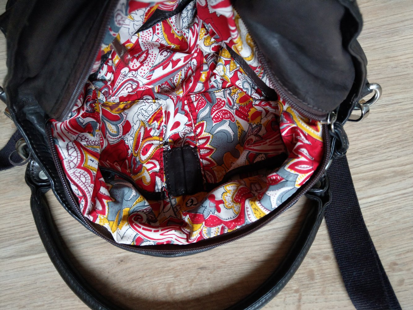 Handtasche dunkelbraun Leder 