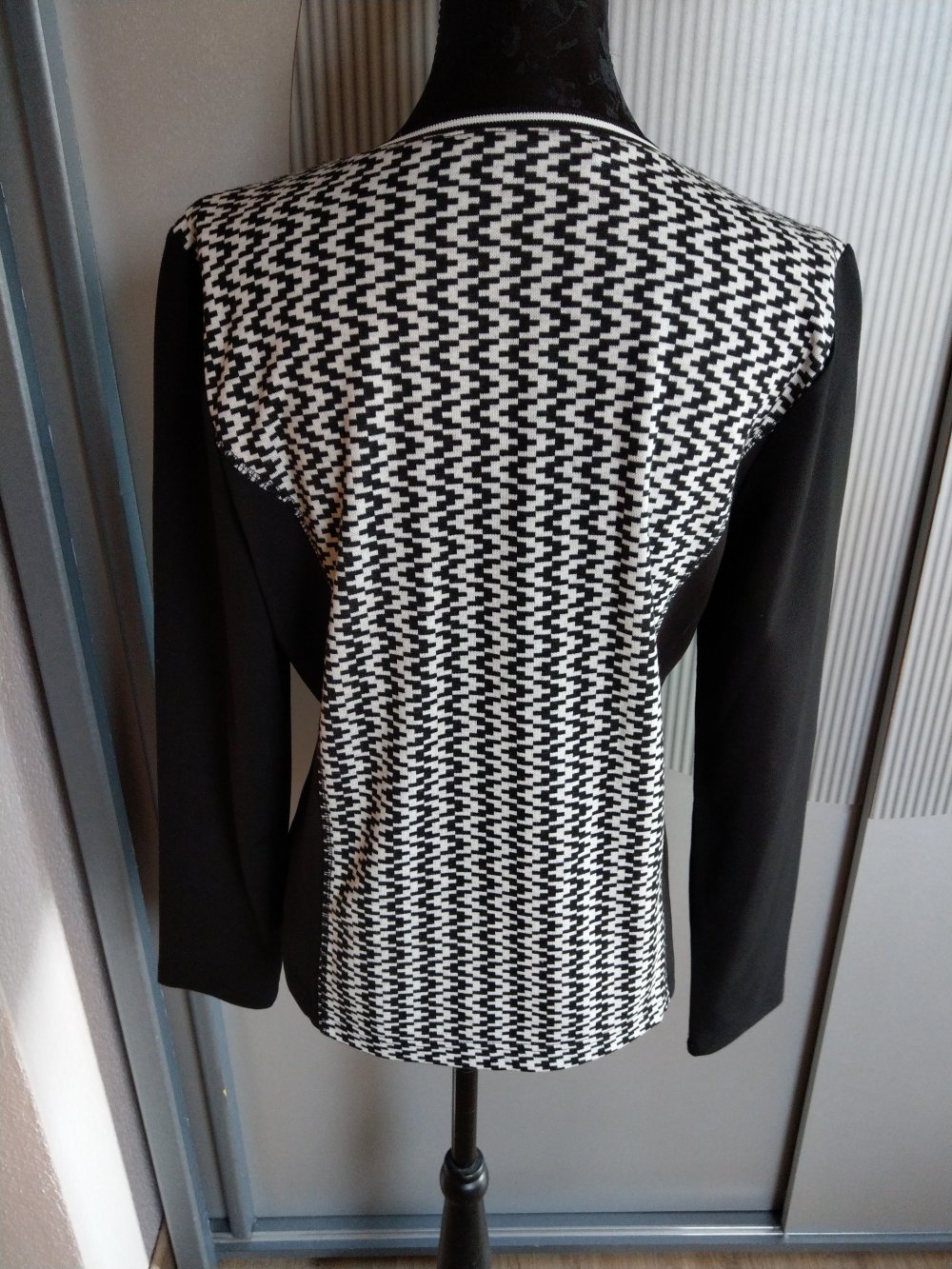 Jacke Strickjacke schwarz weiß estelle jolie 