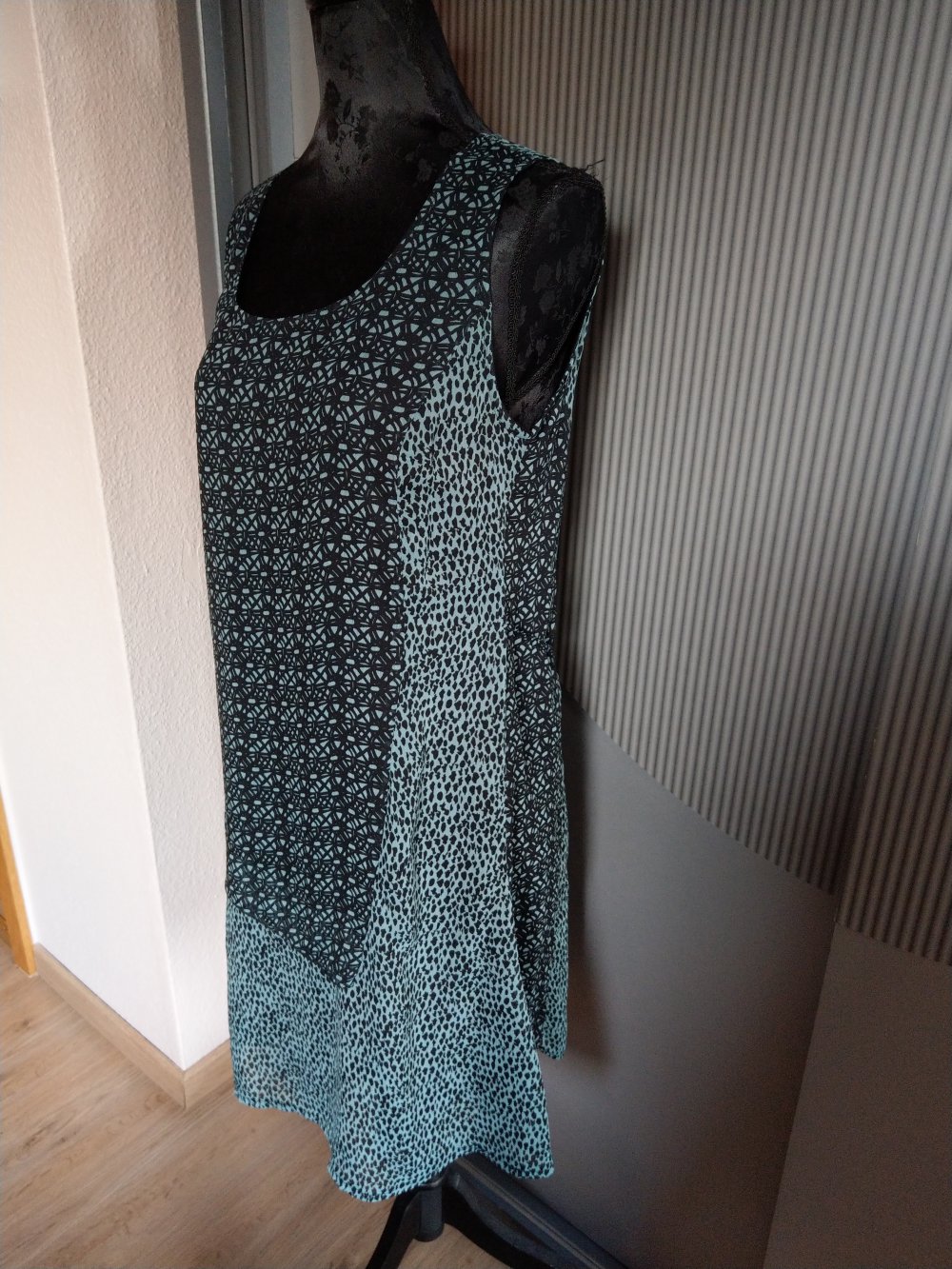 Kleid grün schwarz türkis liberty 