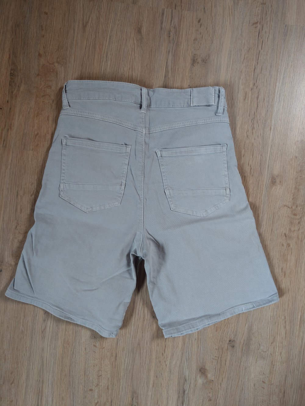 Shorts Jeans Hose grau 