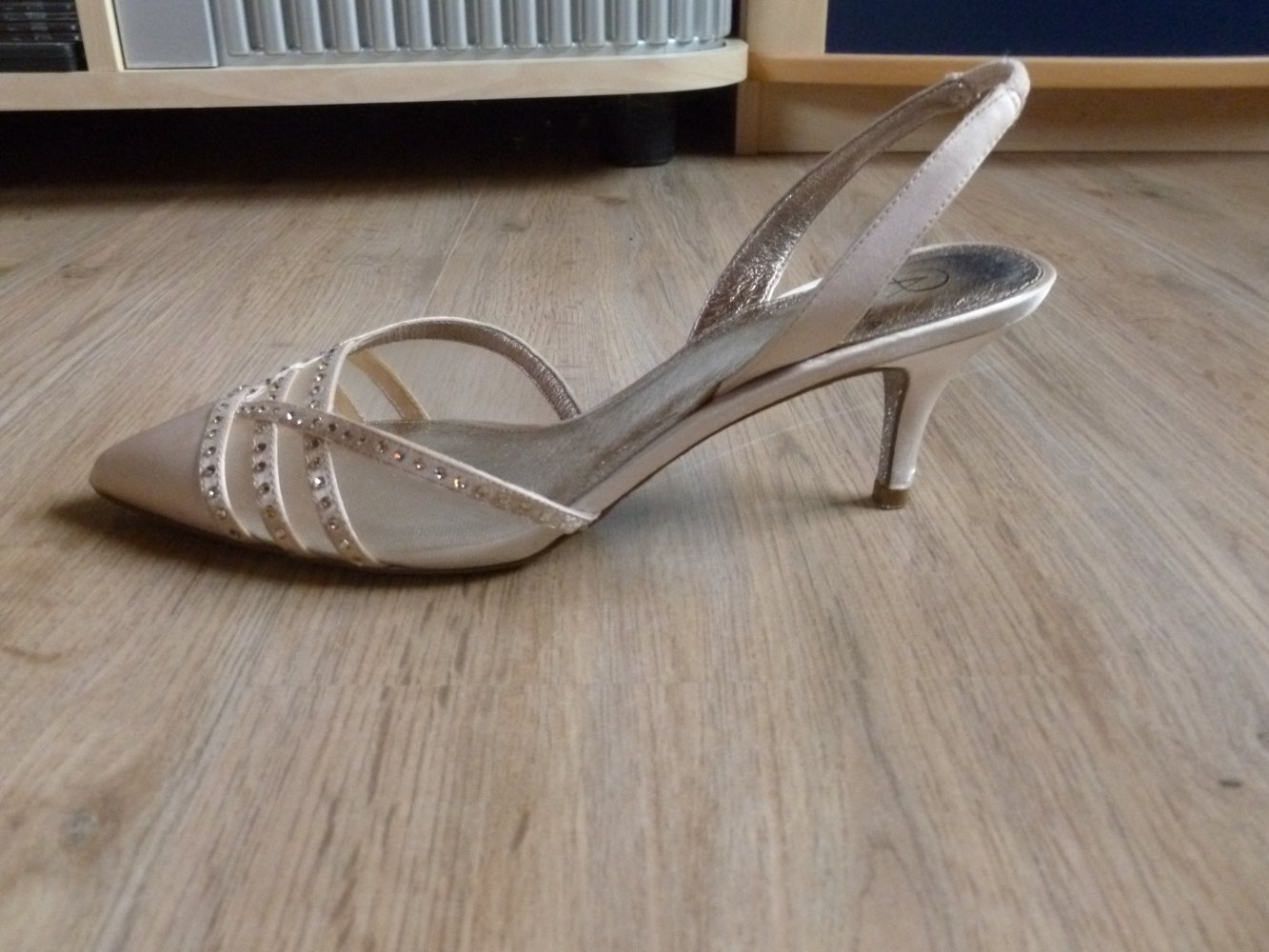 Pumps spitz zulaufend Adrianna Papell Hestia Pewter Sheena Satin