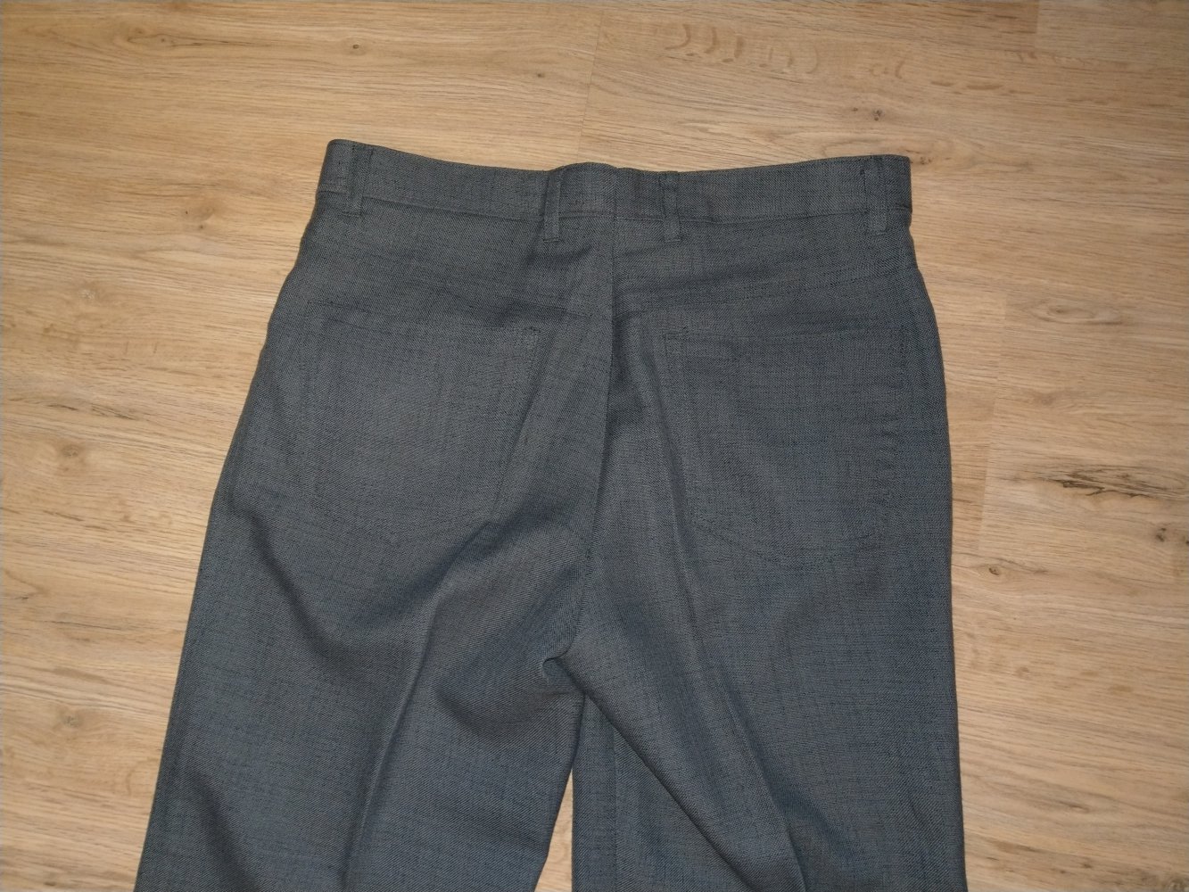 Anzughose Hose Bundfaltenhose grau Neu 