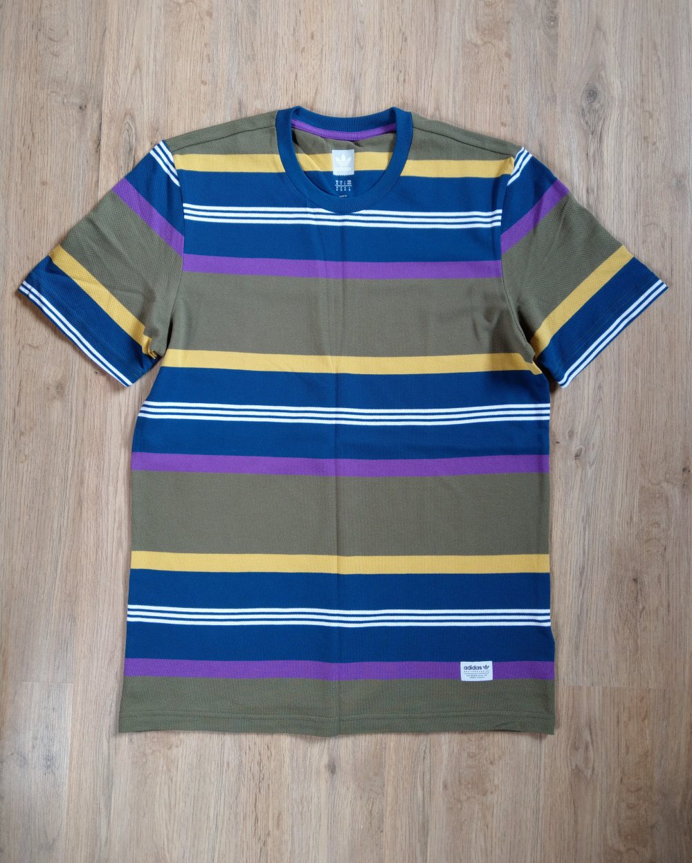 T-Shirt blau lila khaki Adidas Neu 