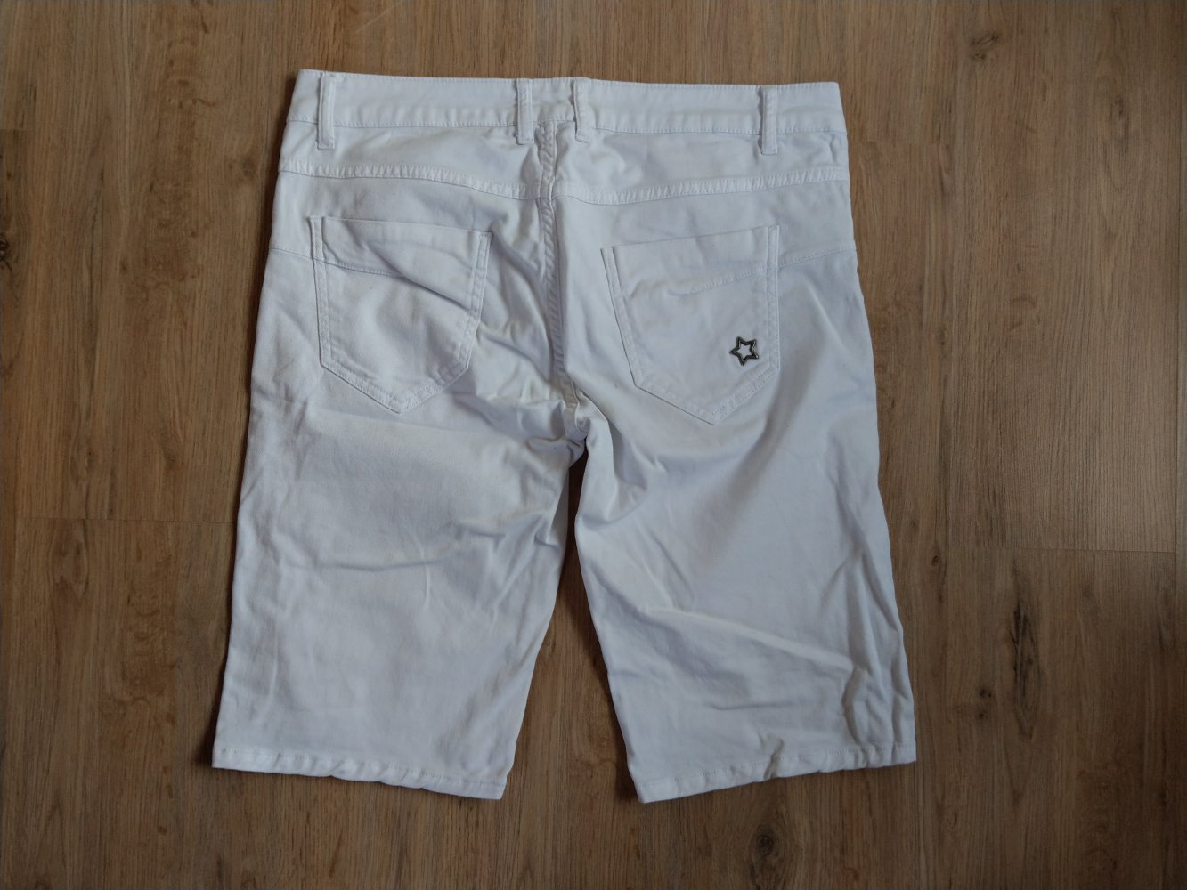 Shorts kurze Hose weiß Cartoon