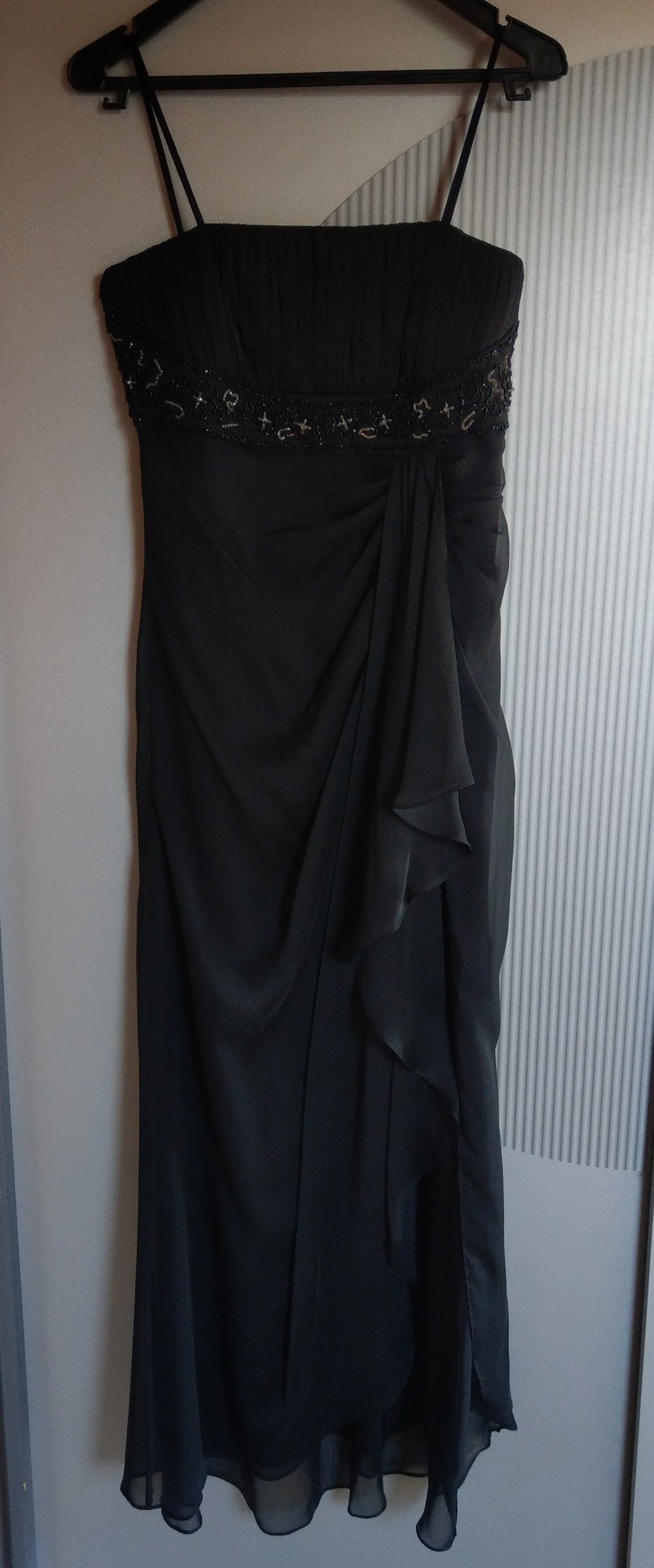 Abendkleid Kleid schwarz Pailletten Ambiance 
