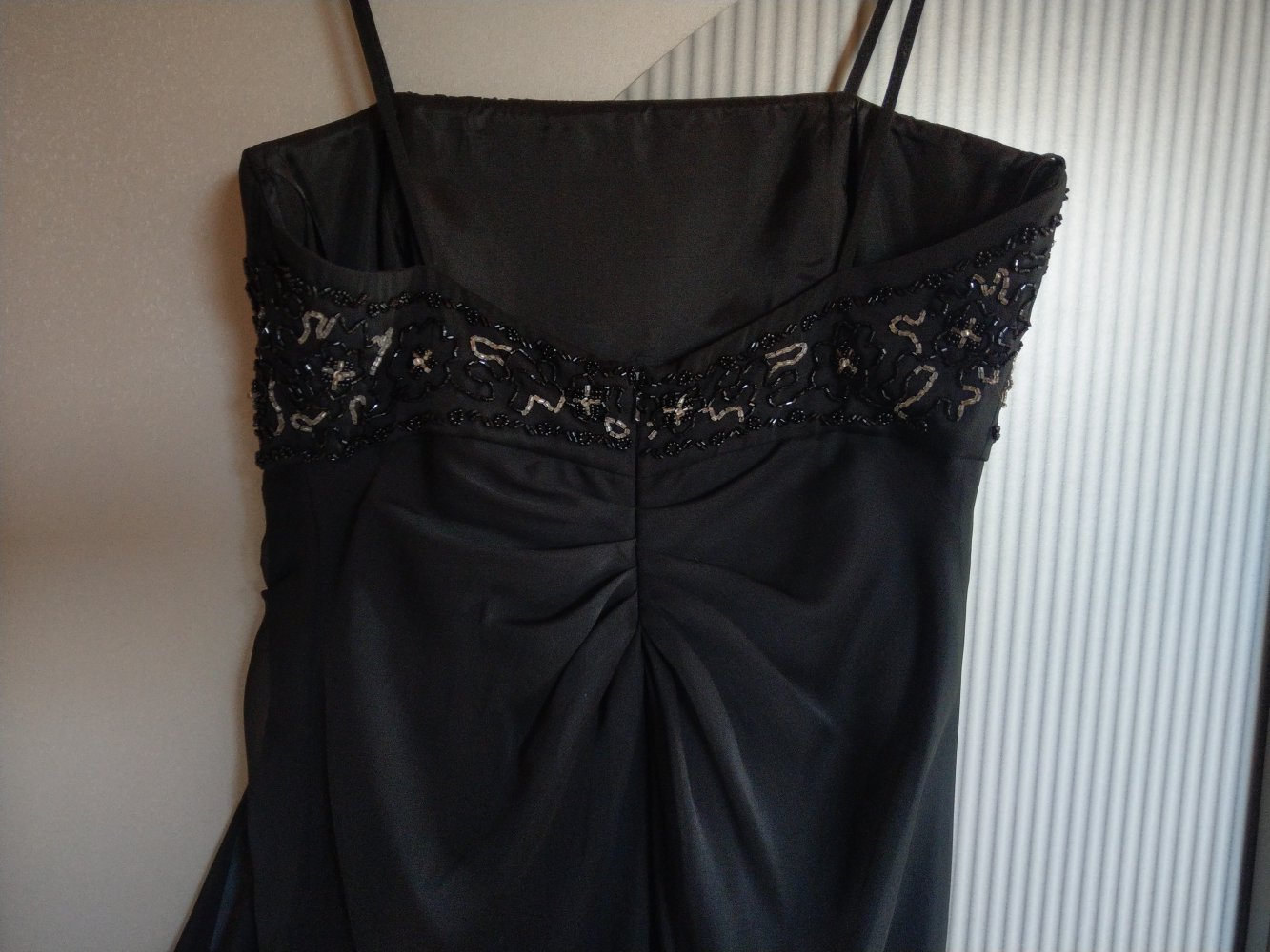 Abendkleid Kleid schwarz Pailletten Ambiance 
