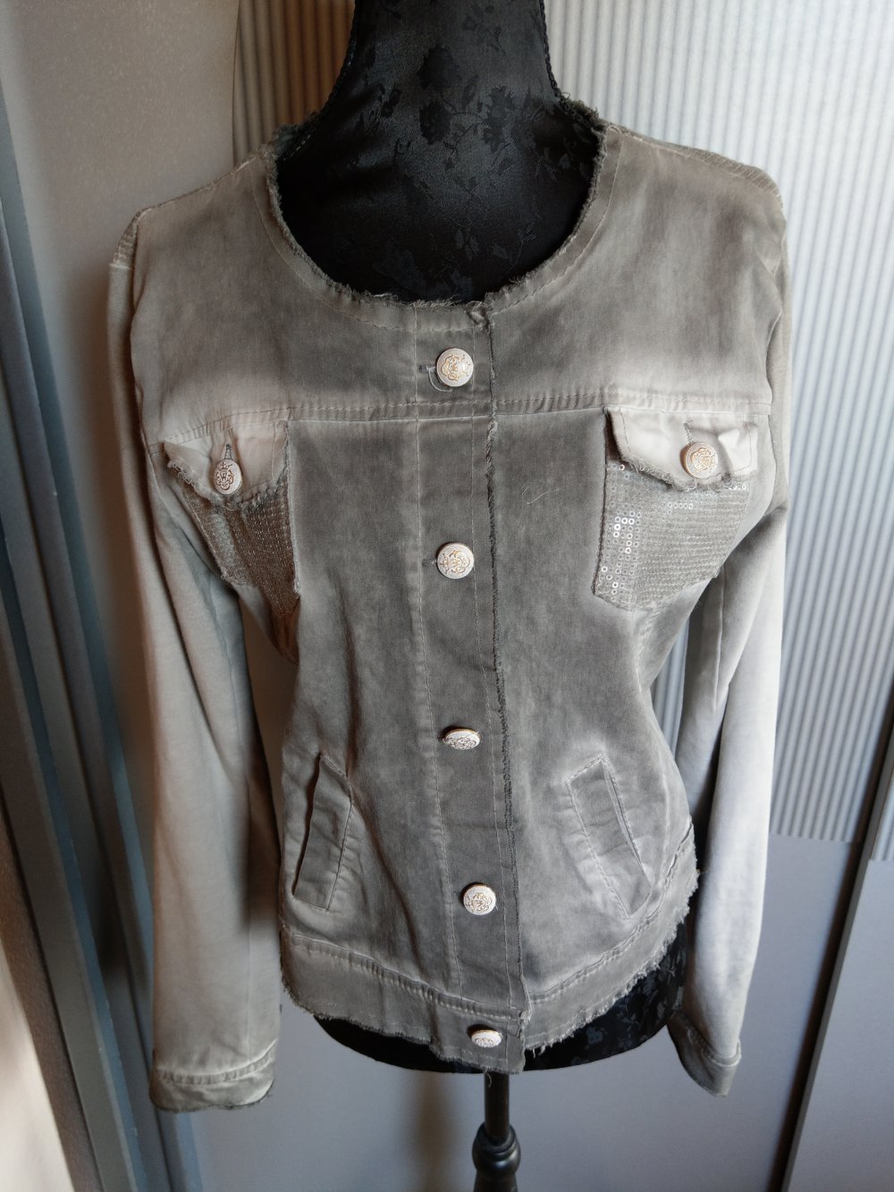Jeansjacke Jacke grau Pailletten Made in Italy 