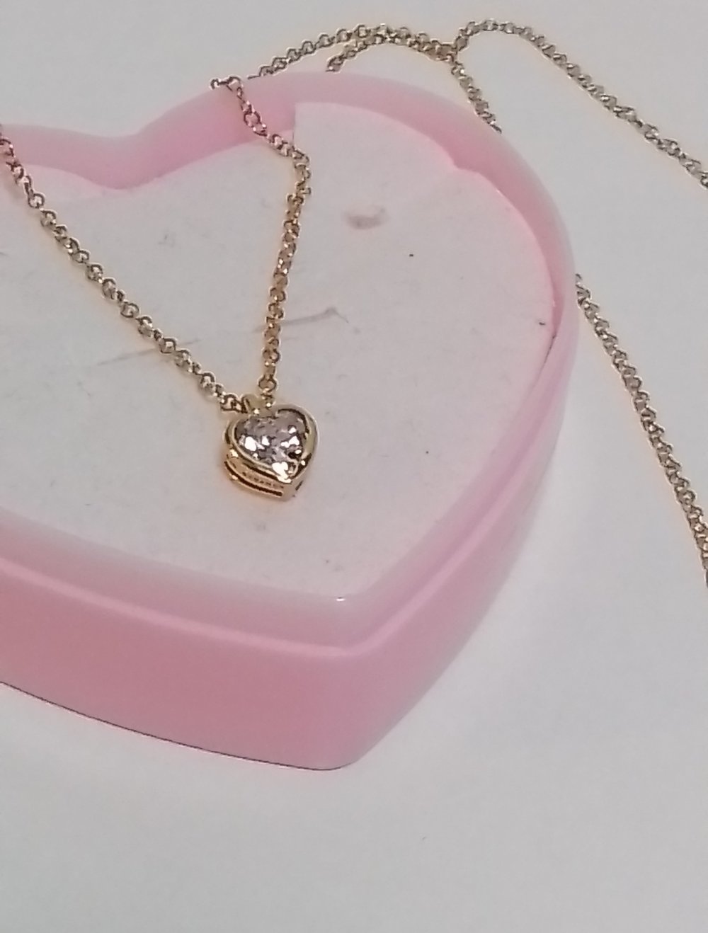 Goldene Halskette mit Herz / 43cm