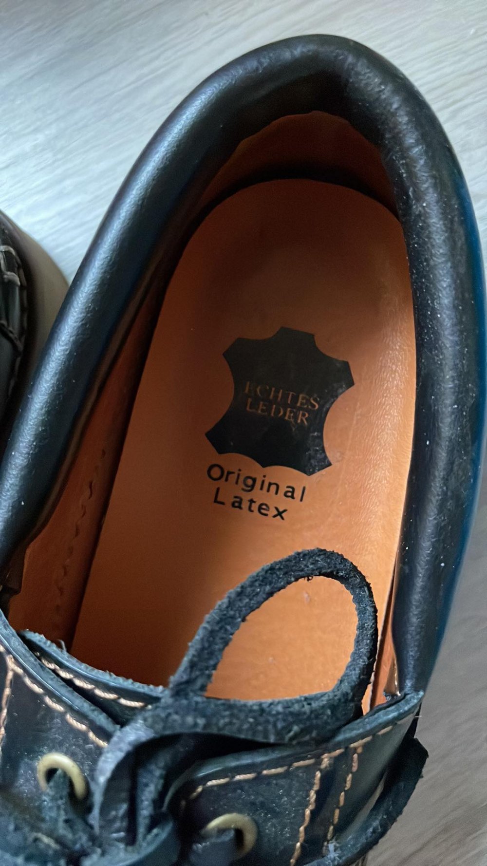 Wenig getragene Herrenschuhe Größe 43