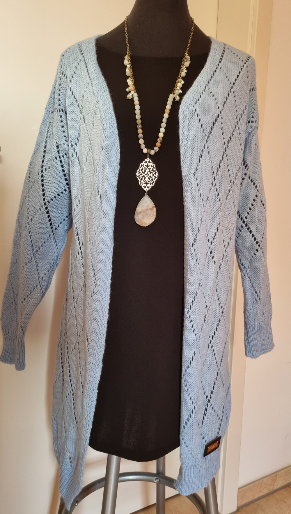 Zauberhaft schöne Strickjacke