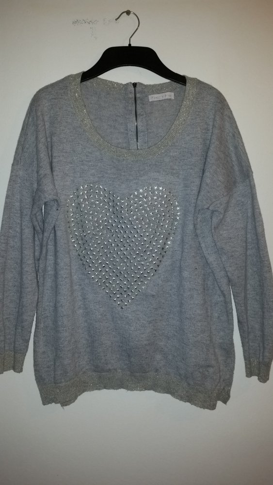 40/42, Feiner Strickpullover, grau mit Herz