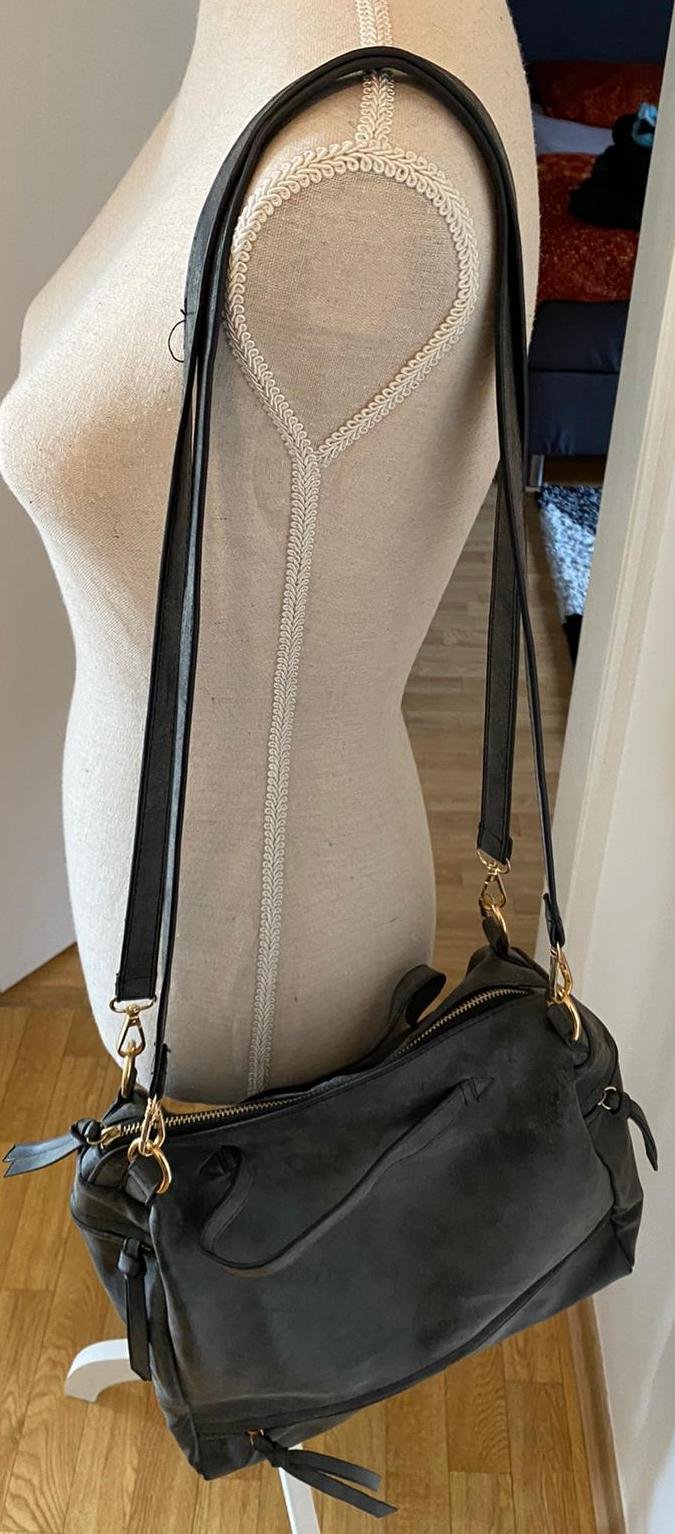 Neuwertige Handtasche, Nubukleder, grau, Shopper, Umhängetasche