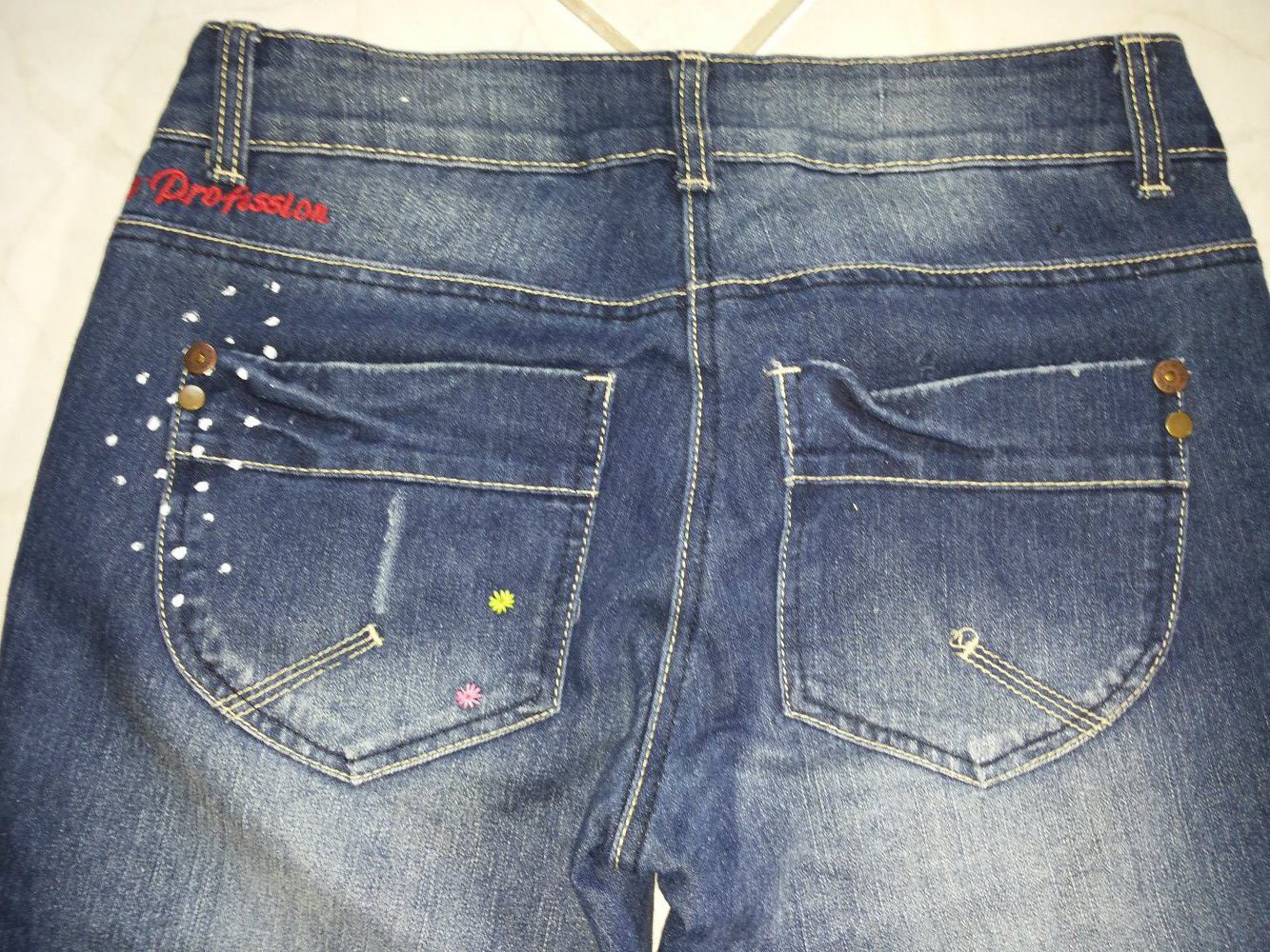 Neu, Verspielte Jeans-Short, Gr.36