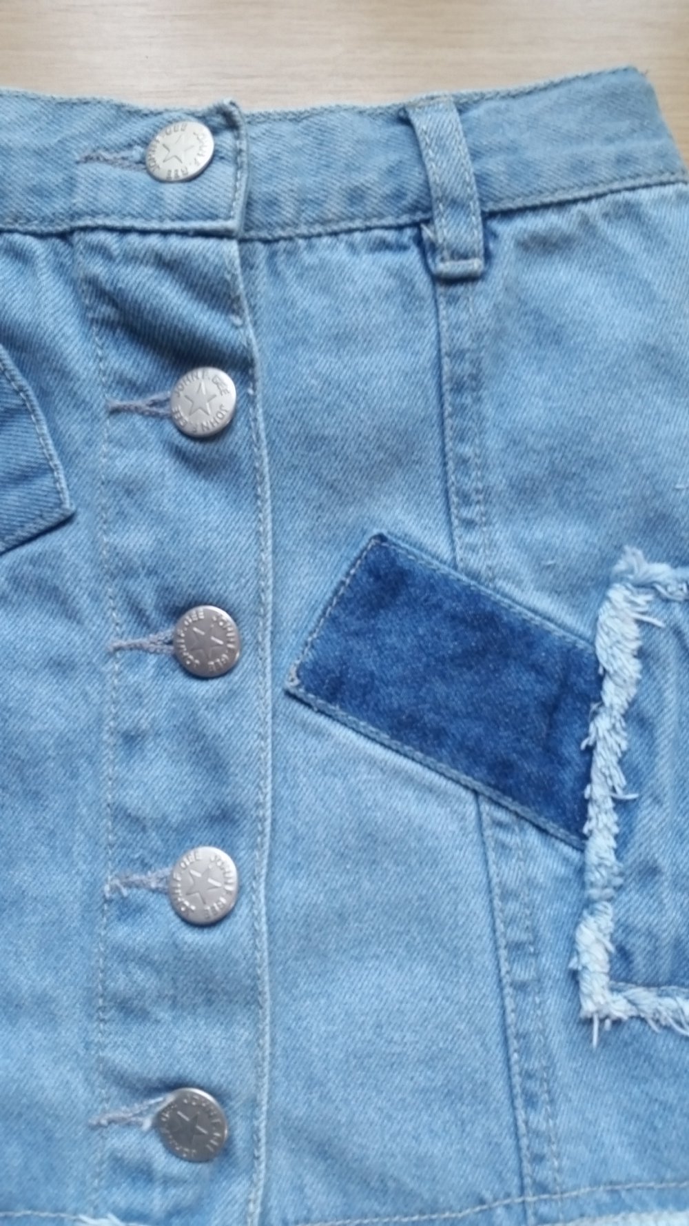 104, Süßer Jeans-Rock