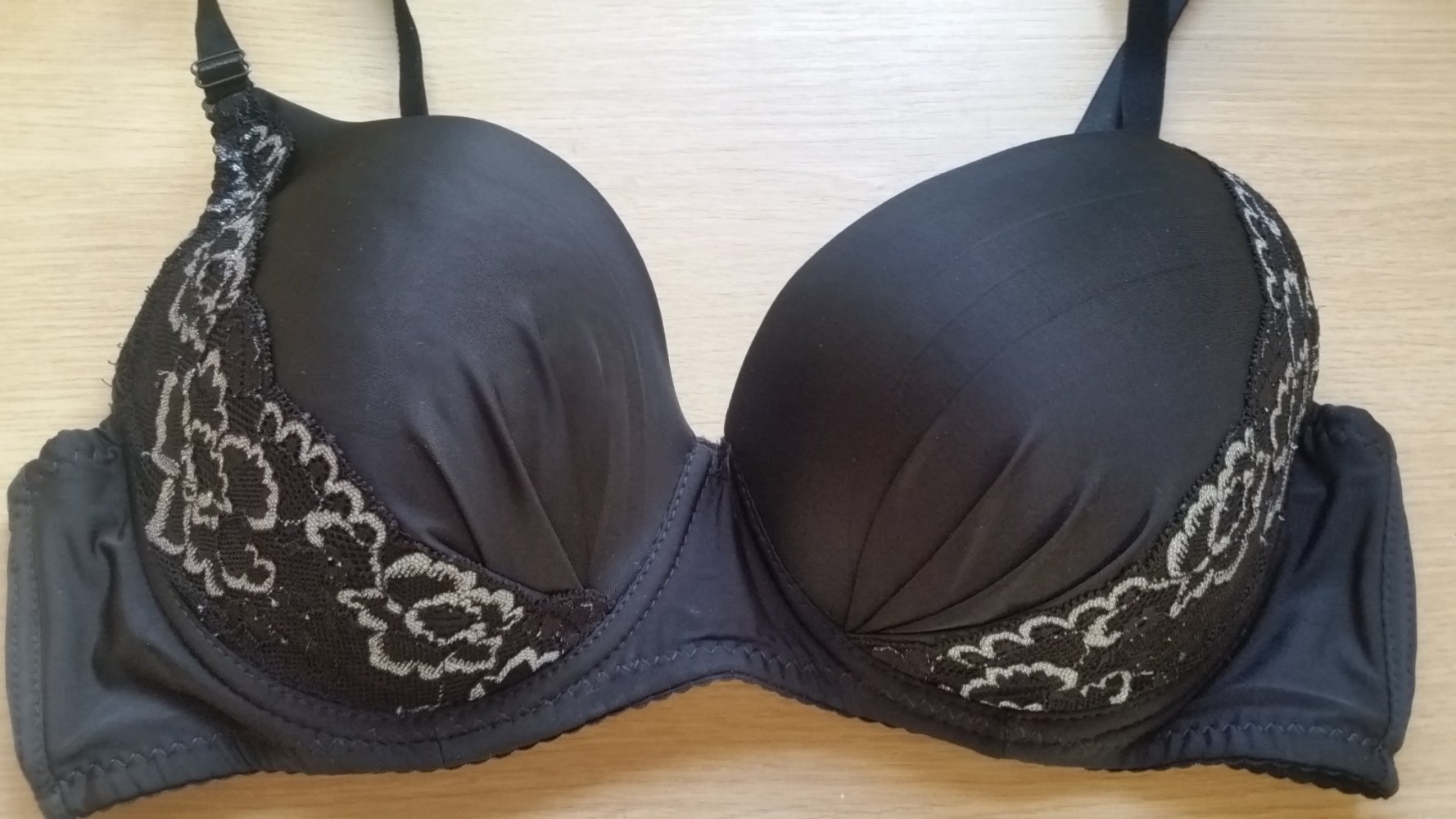 85B, BH, schwarz-silber