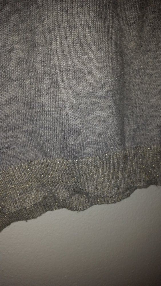 40/42, Feiner Strickpullover, grau mit Herz