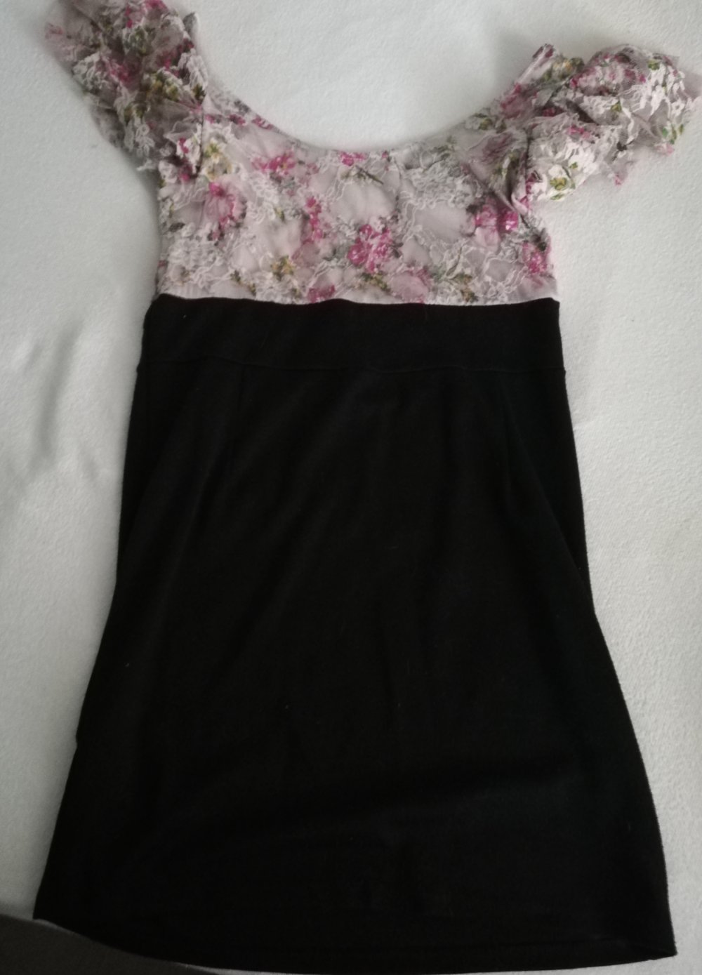 Schönes Blumenkleid, Gr. 36