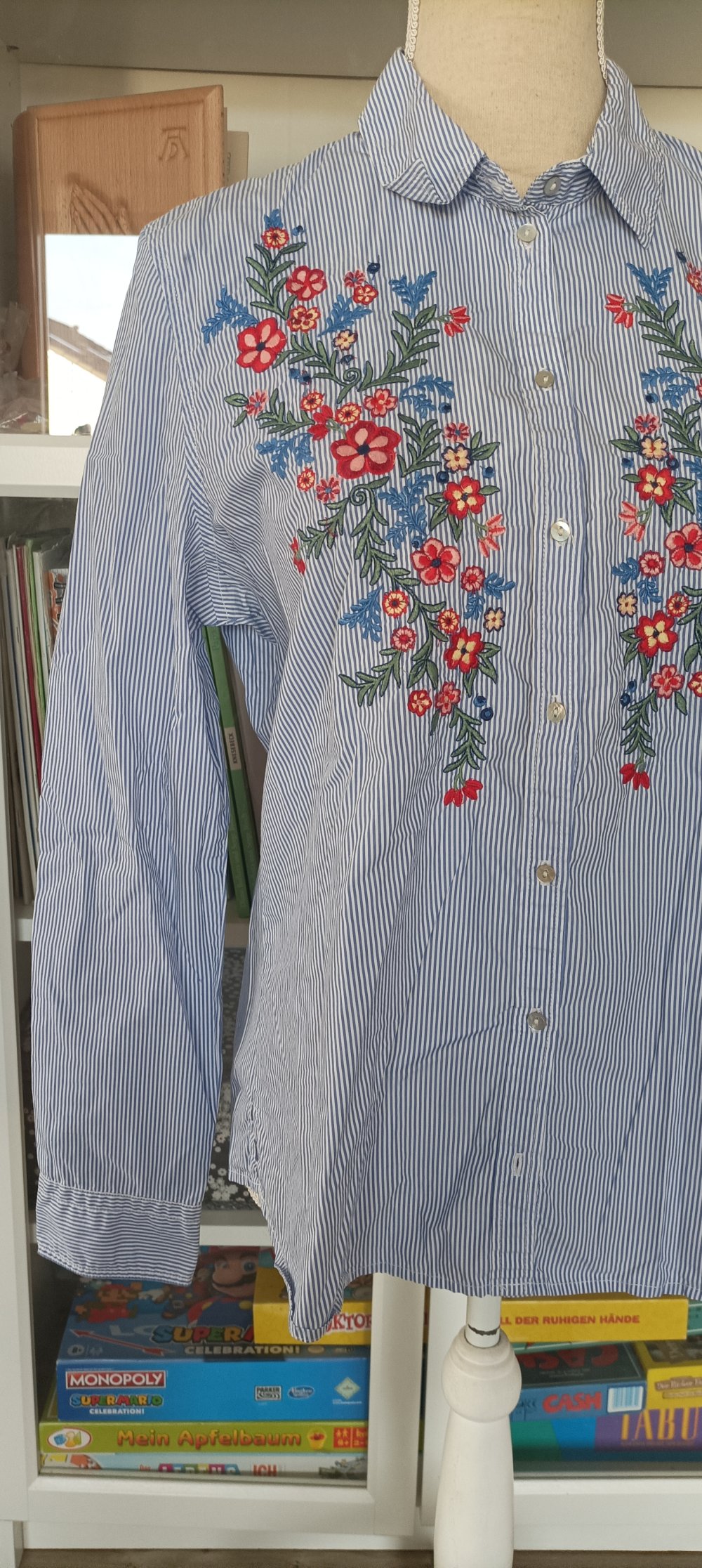 Bluse Stickerei C&A Gr. 38