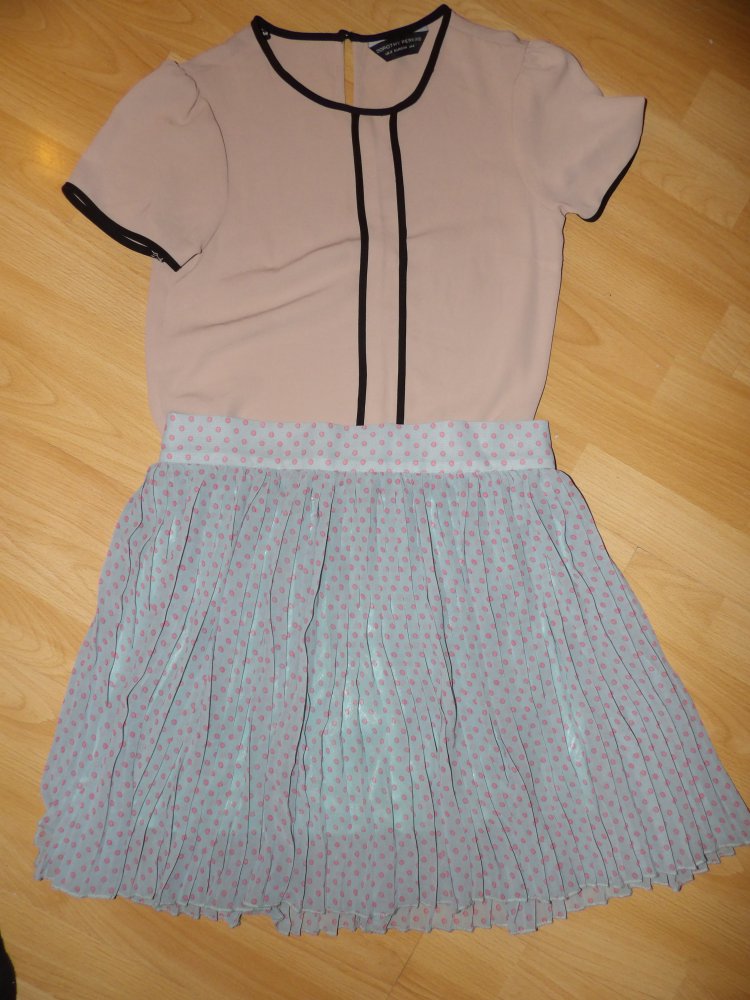 Rock Minirock Faltenrock Punkte Dots Gr. 36 ZOE