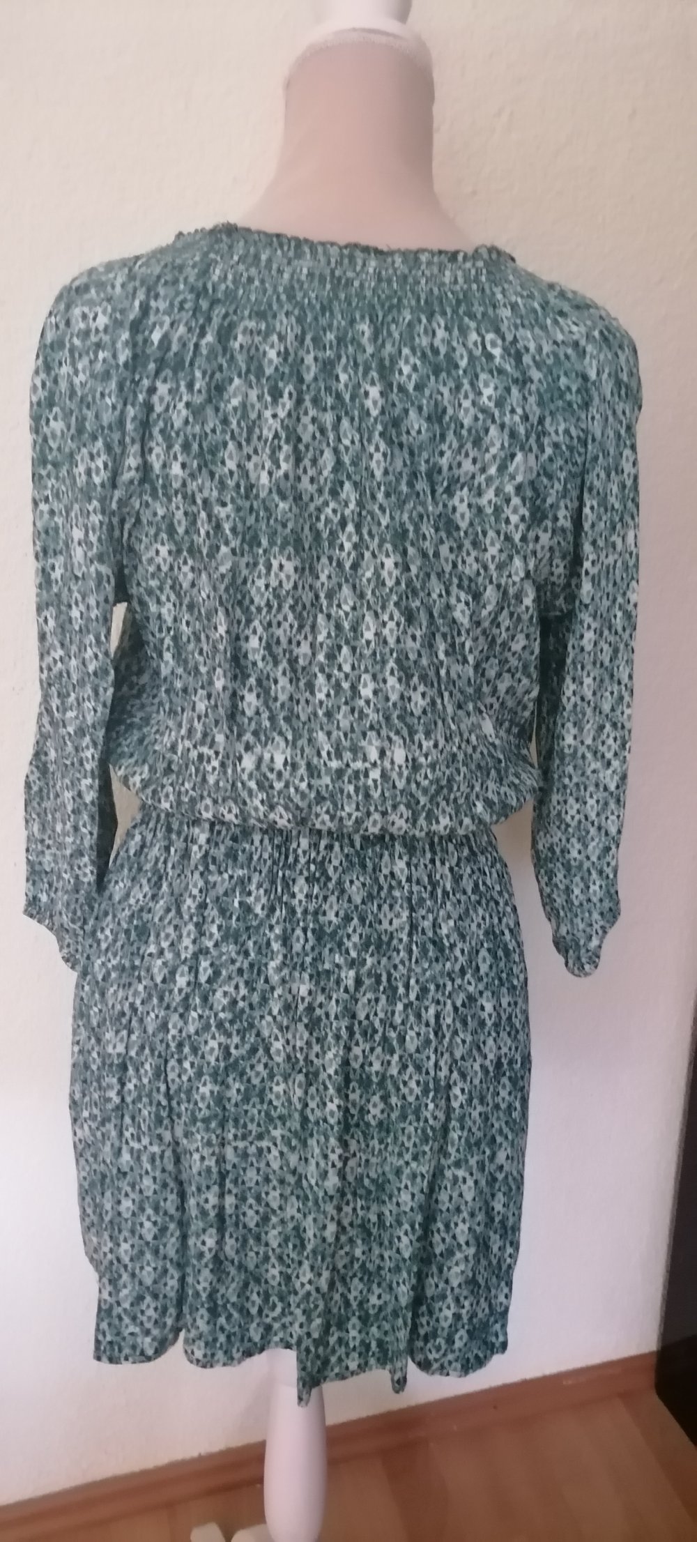 Kleid H&M Gr. 36 S 34