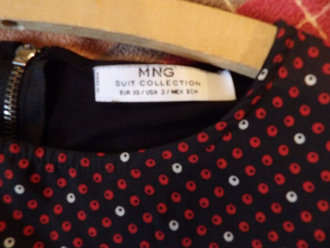 Bluse Mango Gr. 34 XS Punkte Muster