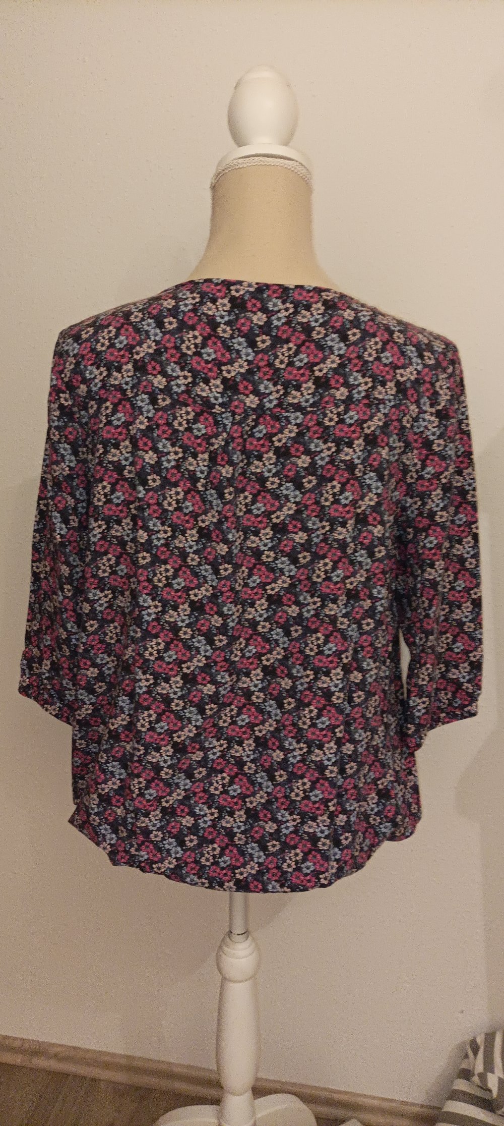 Shirt Oberteil Bluse Garnaby`s Gr. 38 Bunt