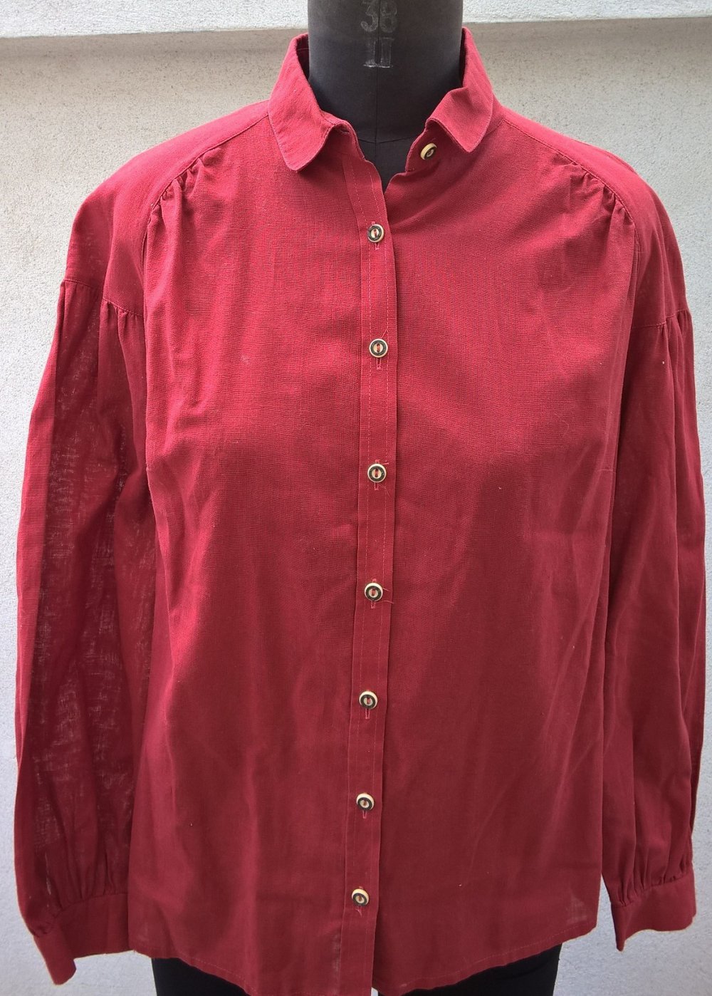 BLUSE LANGARM TRACHTEN Gr. 38 WEIN ROT LEINEN BUBIKRAGEN TRUE VINTAGE