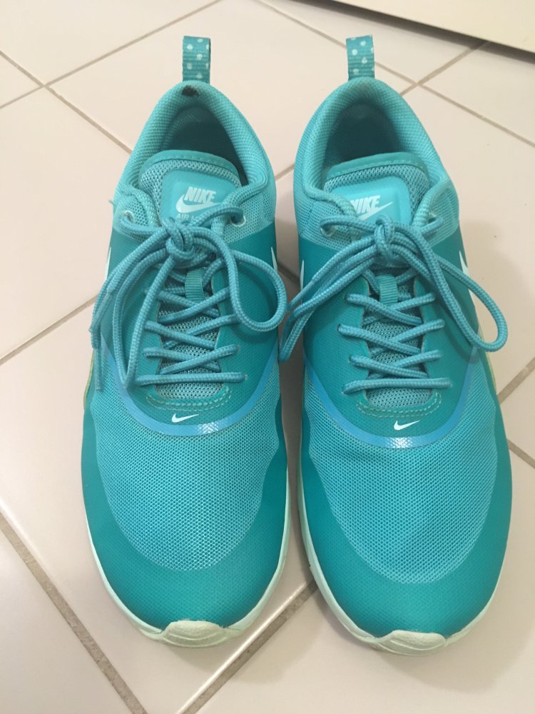 Nike top thea grün