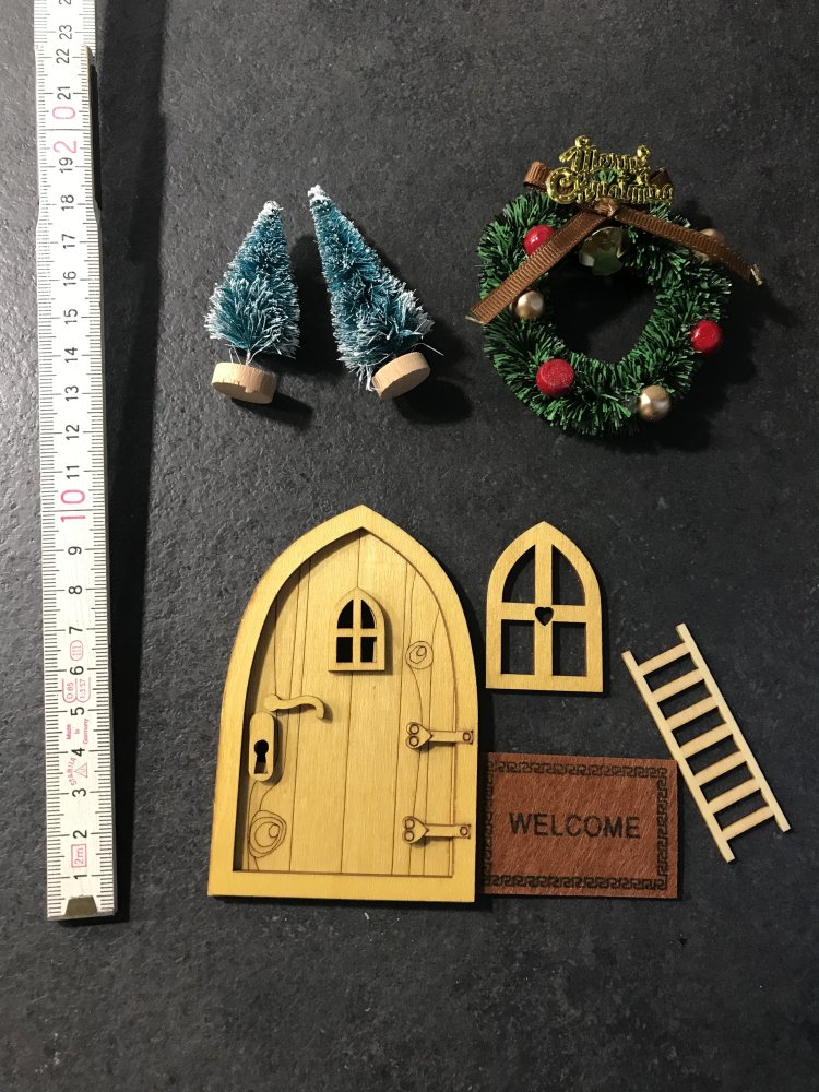 Wichteltür Miniatur Weihnachten Deko Zubehör Set Merry Christmas Miniaturworld Weihnachts- Türkranz Dreamworld Puppenstube
