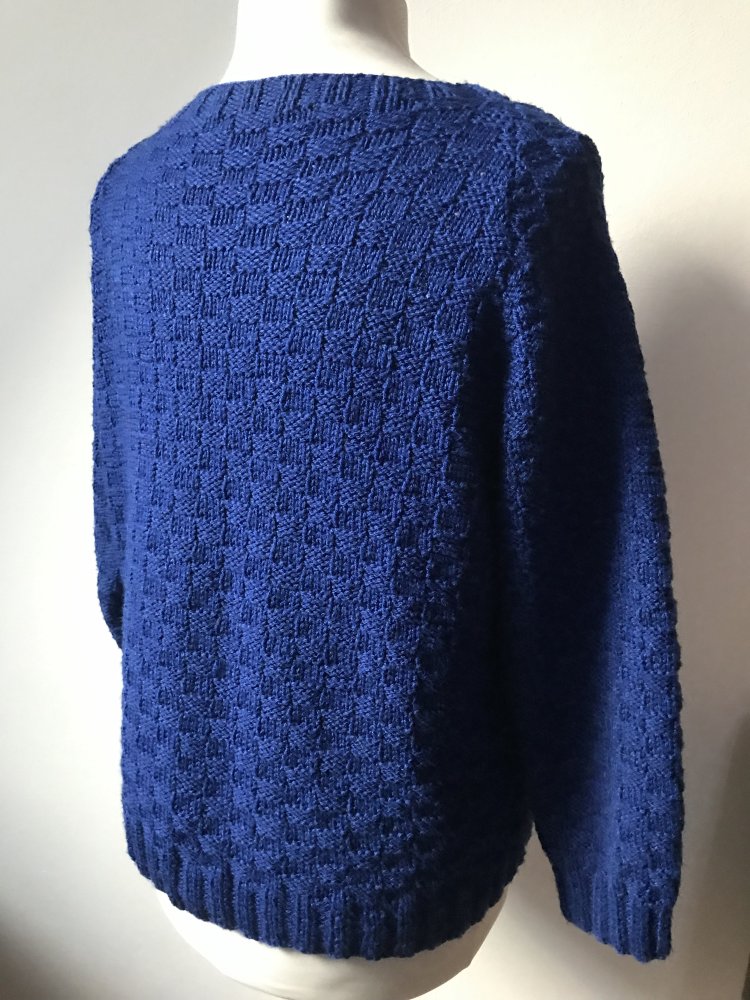 Strickjacke Unikat Wolle Cardigan 42/44 Marineblau Trachtenjanker Bayuvar Handknitted unique Strickchic 