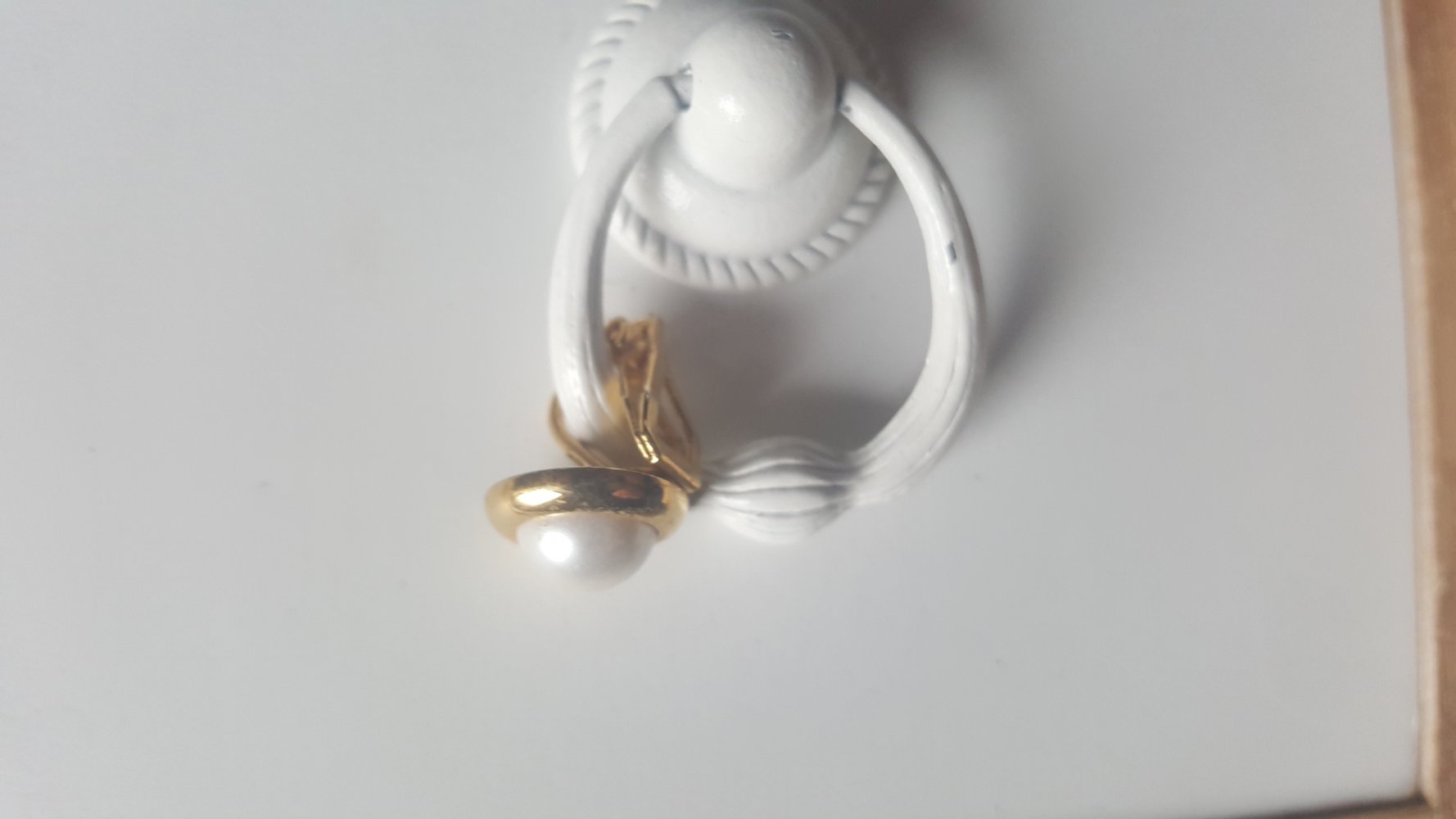 Ohrclip Perle goldfarben Ohrring Einzeln Clip Accessoire zu Stirnband Vintagedesign Granny Kostüm Schmuck Creativ Accessoire  