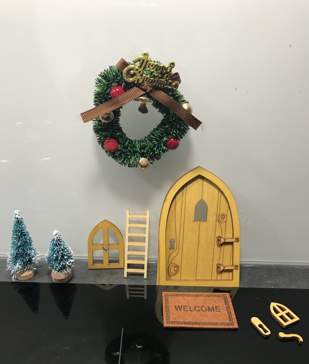 Wichteltür Miniatur Weihnachten Deko Zubehör Set Merry Christmas Miniaturworld Weihnachts- Türkranz Dreamworld Puppenstube