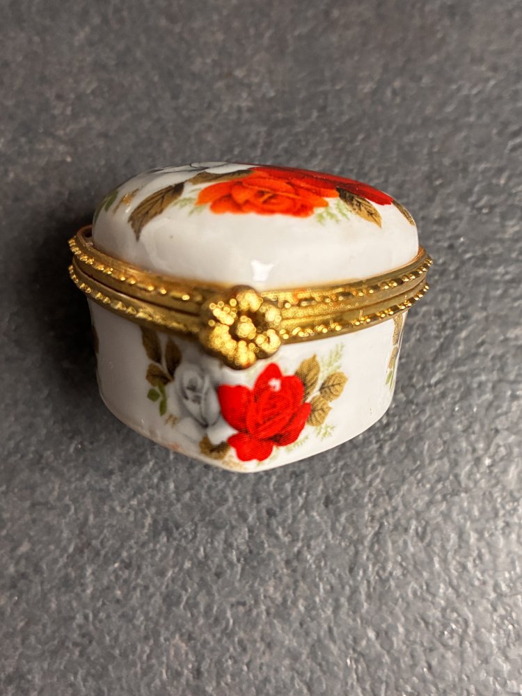 Deko Herz Dose Schmuckdose Deckeldose Keramik Pillendose Herz Rosenblüten Decor Neu 