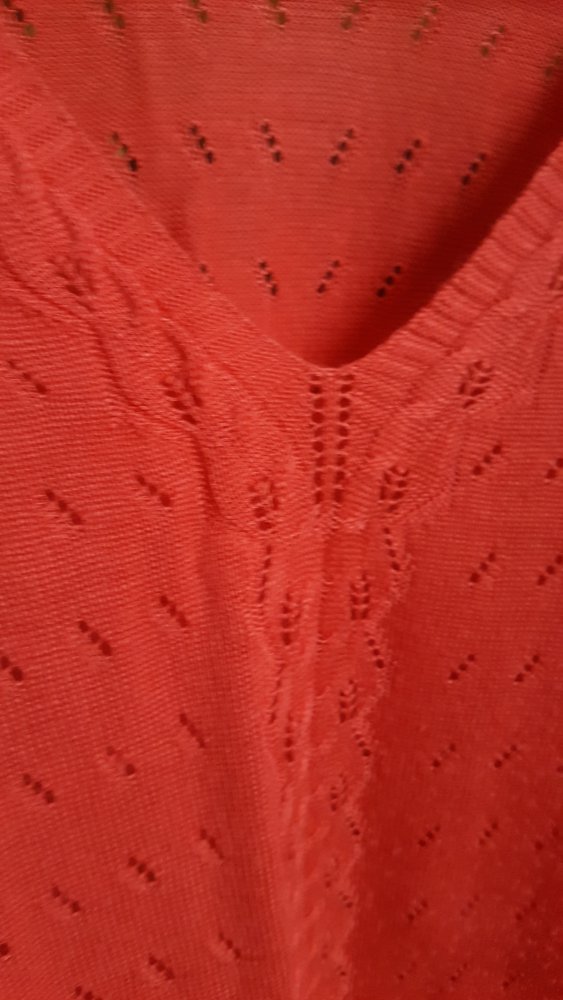 Pullover Strick Lochstrick Koralle Musterverlauf Zopfmuster Loveley Shabby Retro Design glänzend V-Ausschnitt Gr. 48/50 pink Oberteil  