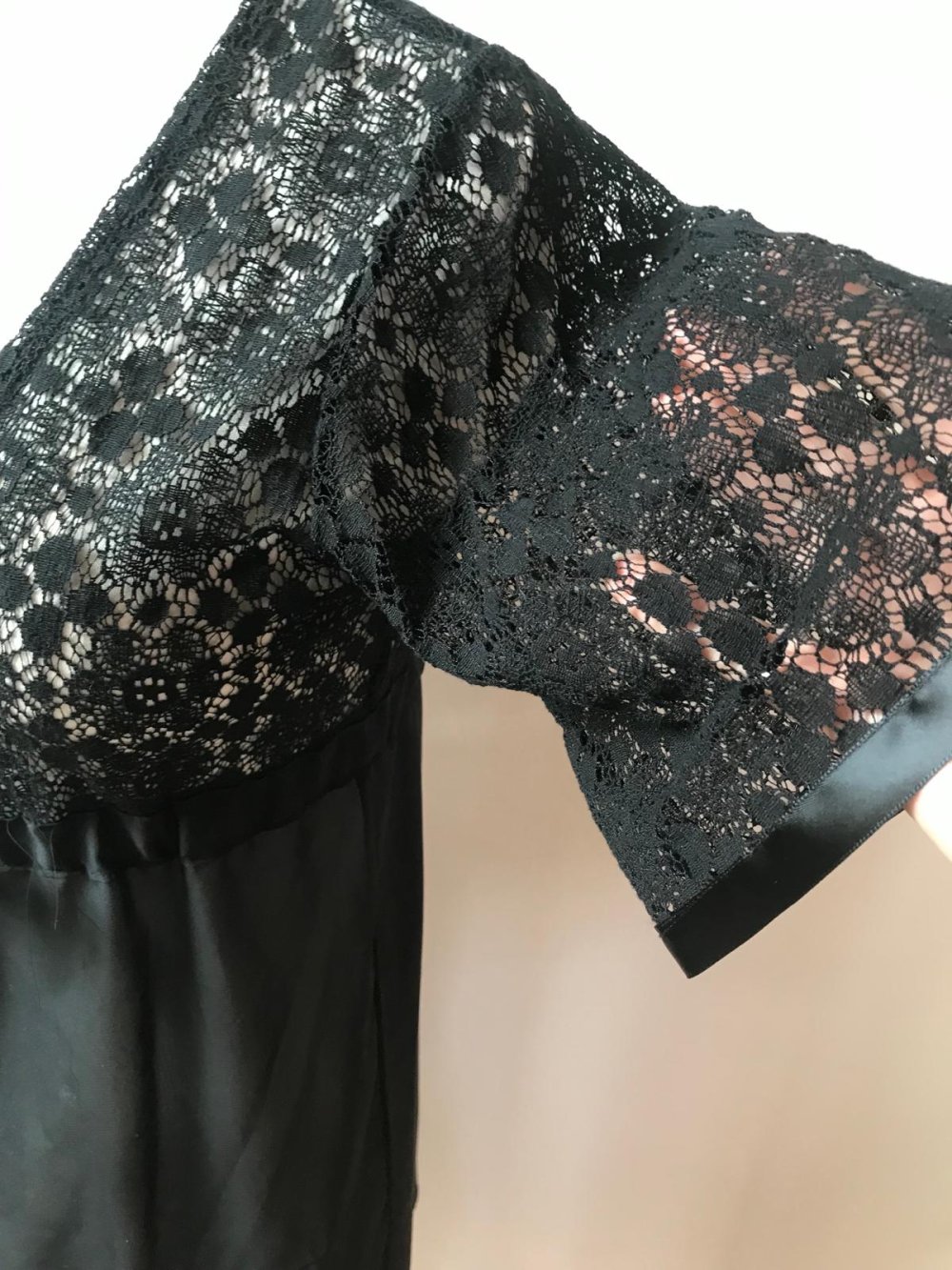 Kimono Negligé L/XL schwarz Morgenmantel Spitze Nachtkleid Bademantel Kurzarm 