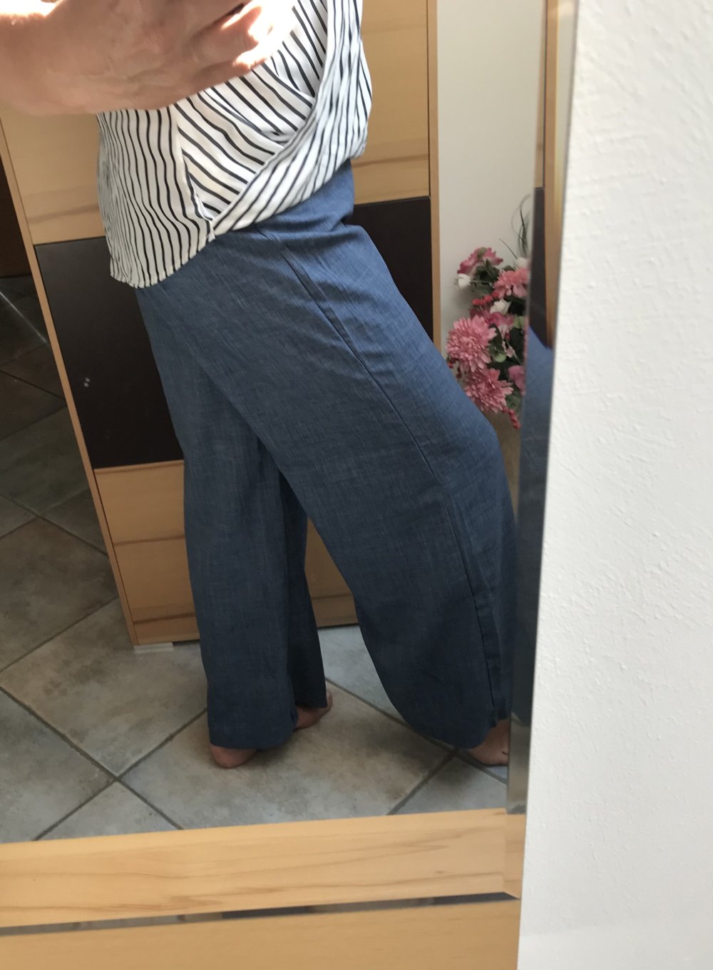 Pantalon Hose Palazzo Marlene Hose XL Sommer Stoffhose legere Yogi Schlaghose Onesize Highwaist V-Bund 