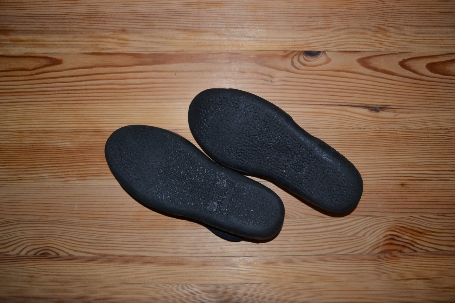 Schuhe fürs Wasser gr. 37 